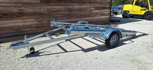 Remorque Porte voiture roues exterieures Boeglin